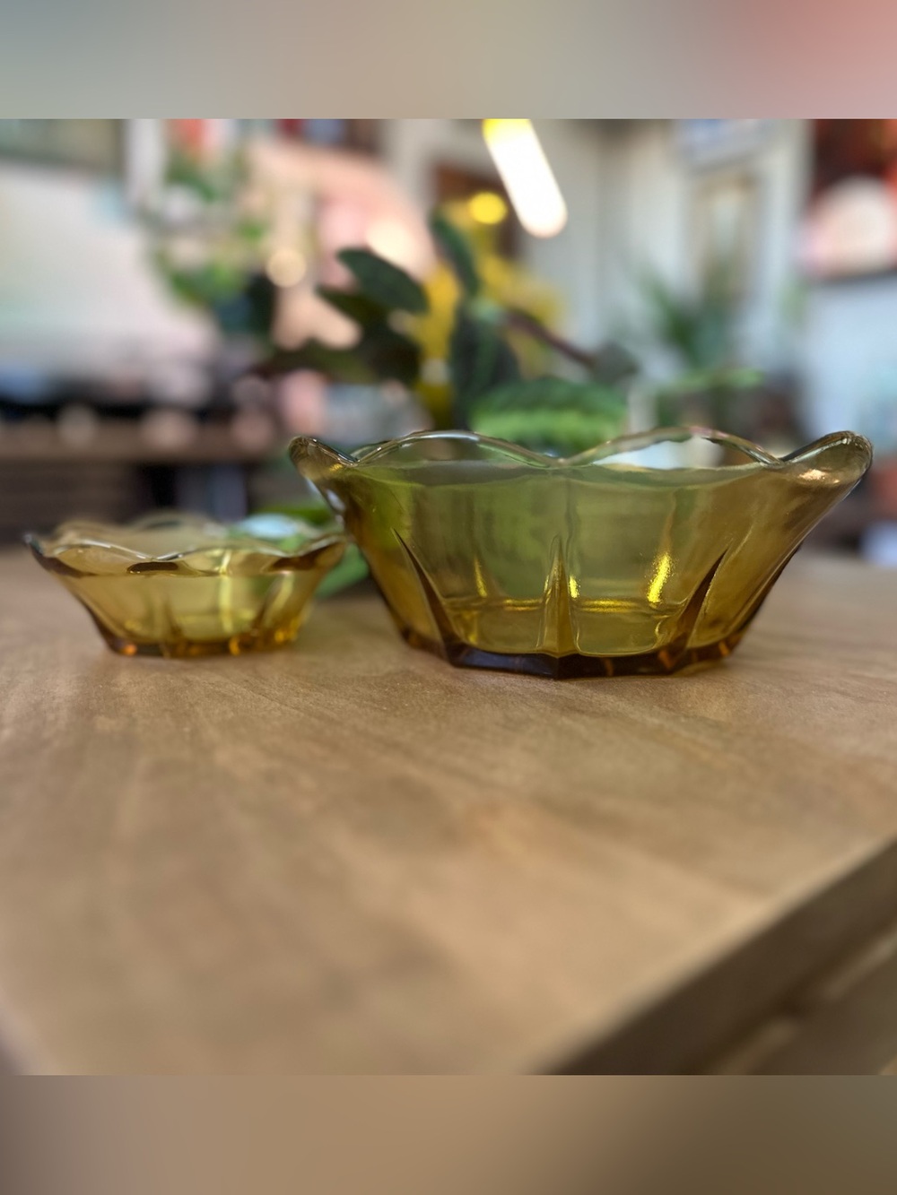 Vintage Amber Glass Ruffled Bowl Set (2-Piece)